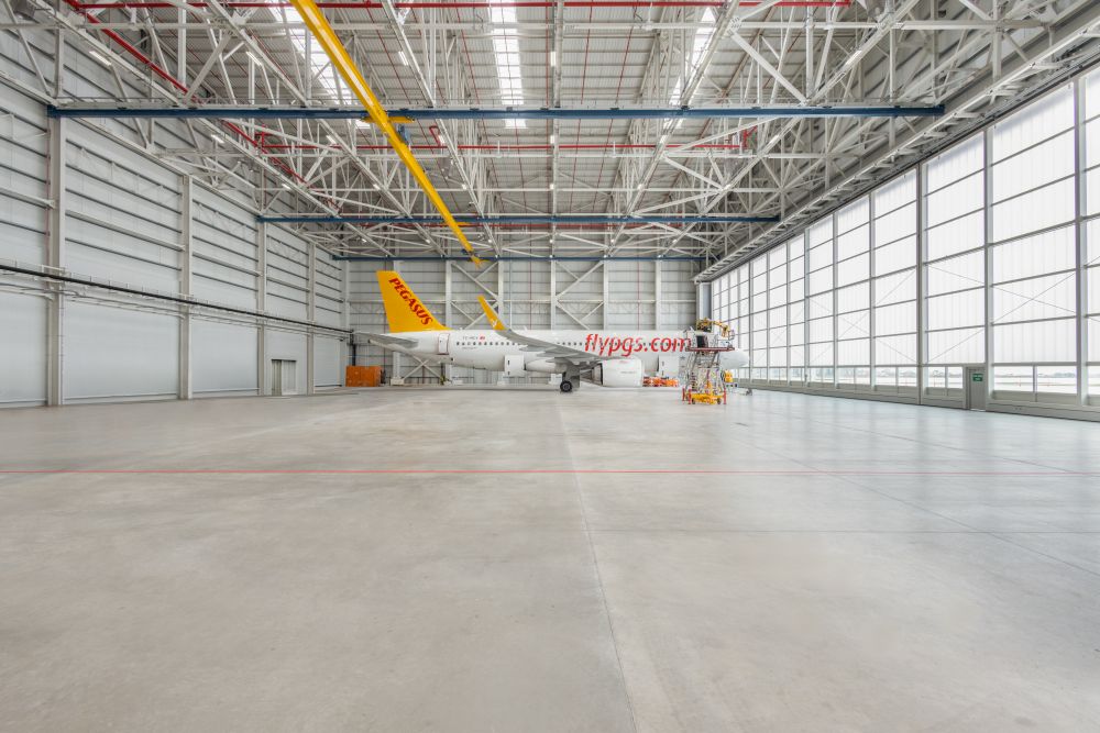 Pegasus Hava Yolları Uçak Bakım ve Boya Hangarları 